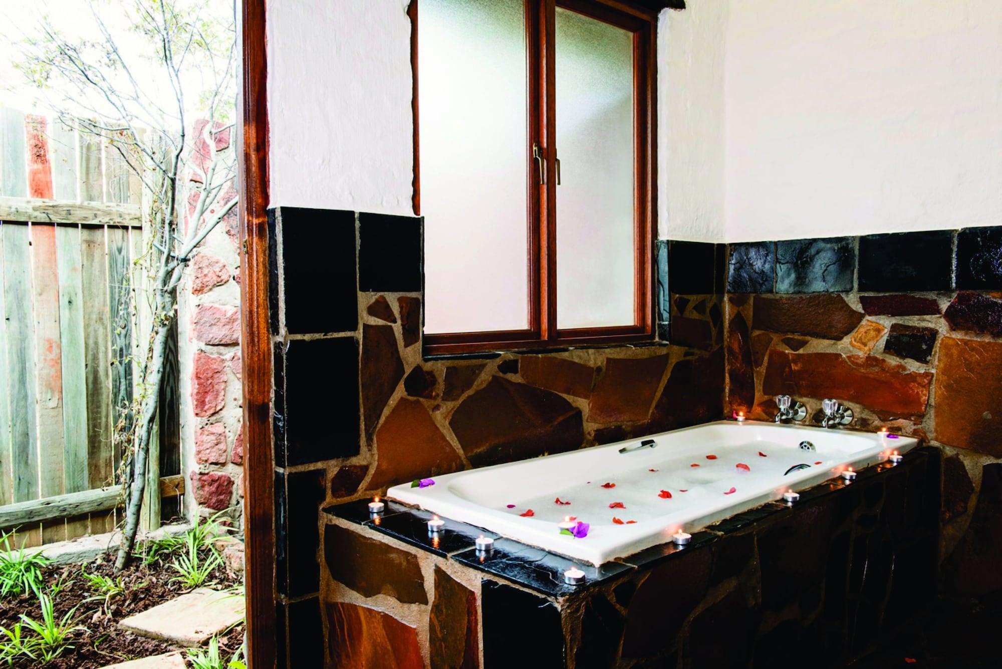 Kedar Heritage Lodge, Conference Centre & Spa Rustenburg Esterno foto